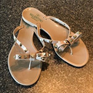 Valentino Rockstud Sandals Poudre /Nude